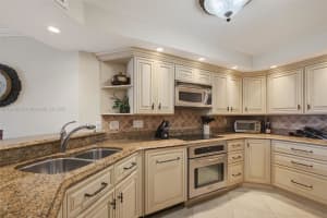 2800 N Ocean Dr A-20A, Riviera Beach, FL 33404, Sold 09/26/25