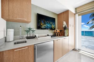 2711 S Ocean Dr, Hollywood, FL 33019, Sold 07/03/25