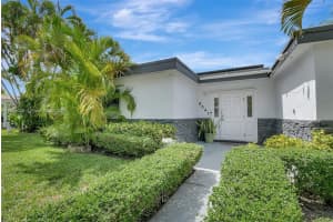 6541 McKinley St, Hollywood, FL 33024, Sold 08/08/25