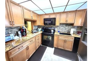 1951 Ne 39 Street 149, Lighthouse Point
