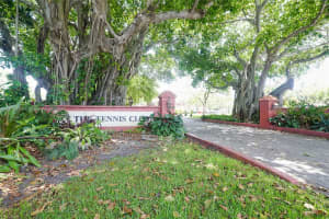 670 Tennis Club Dr APT 307, Fort Lauderdale, FL 33311, - MLS#A11818171