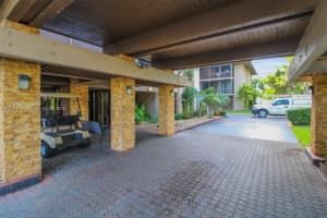 665 NE 195th St APT 123, Miami, FL 33179, - MLS#A11818178