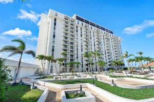 13499 Biscayne Blvd 602, North Miami