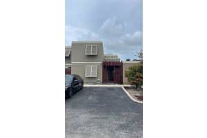 11040 S Lakeview Dr, Pembroke Pines, FL 33026, - MLS#A11818190