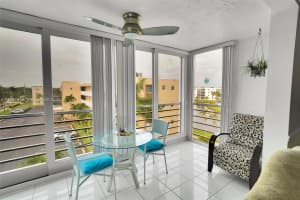 424 SE 10th St APT 402, Dania Beach, FL 33004, Sold 11/25/25