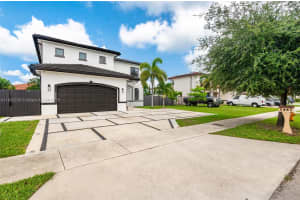 18250 SW 152nd Ave, Miami, FL 33187, - MLS#A11818239