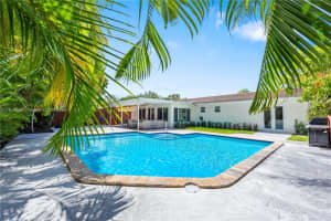 6751 SW 48th St, Miami, FL 33155, Sold 07/15/25