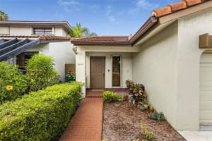 6654 NW 173rd Ln, Hialeah, FL 33015, Sold 08/22/25