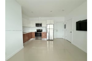 924 Marseille Dr #6, Miami Beach, FL 33141, - MLS#A11818273