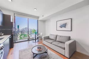 398 Ne 5th St 2407, Miami