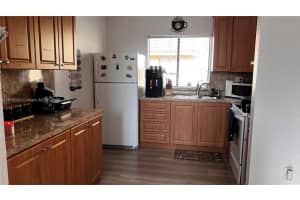2760 W 61st Pl 202 Hialeah, FL 33016 - MLS#A11818324