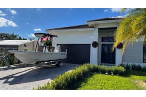 1951 SW 28th Ave, Fort Lauderdale, FL 33312, - MLS#A11818326