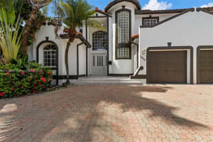 1350 Hollywood Blvd, Hollywood, FL 33019, - MLS#A11818344