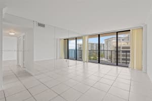 1450 Brickell Bay Dr APT 806, Miami, FL 33131, Sold 08/20/25