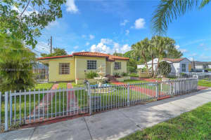 6561 SW 18th St, West Miami, FL 33155 Sold 09/22/25