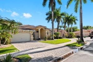 2510 Jardin Dr, Weston