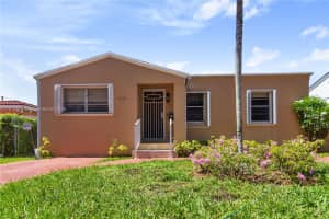 3685 Sw 26th St, Miami
