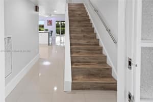 MLS# A11818519, Hialeah, Florida 33015