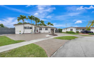 8540 NW 182nd St, Hialeah, FL 33015, - MLS#A11818588
