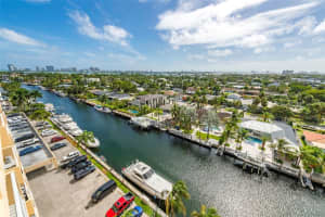 2350 Ne 135th St 1006, North Miami