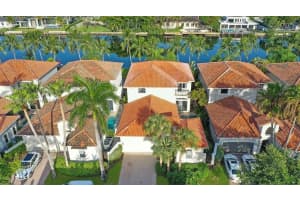 1580 Shoreline Way, Hollywood