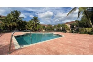 8741 Wiles Rd 208, Coral Springs