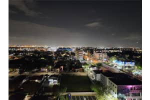 4242 Nw 2nd St 1202, Miami