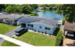 728 Sw 4th St, Hallandale Beach
