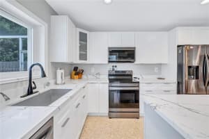 6736 Orchid Dr, Miami Lakes, FL 33014, Sold 08/19/25