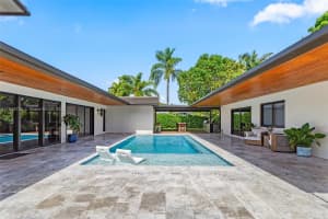 7570 SW 60th St, Miami, FL 33143, Sold 08/13/25