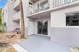 2660 W 76th St 106 Hialeah, FL 33016 - MLS#A11818738