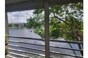 9235 Lagoon Pl APT 403, Davie, FL 33324, Sold 08/11/25