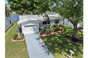 1081 Nw 89th Ave, Plantation