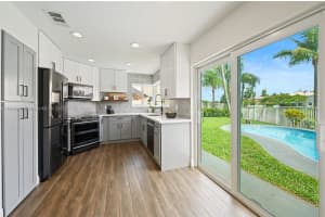 10596 SW 12th Manor, Pembroke Pines, FL 33025, Sold 07/31/25