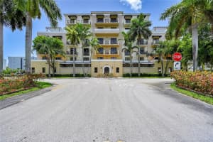 8440 Sw 8th St 306a, Miami