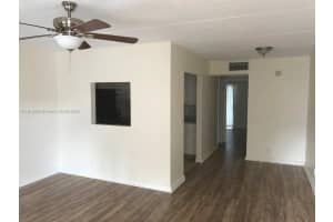 600 Village Green Ct APT 222, Palm Springs, FL 33461, - MLS#A11818908