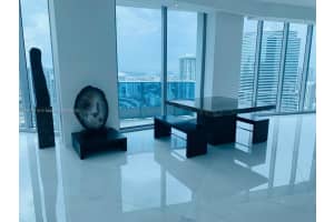 200 Biscayne Blvd Way APT 4702, Miami, FL 33131, Sold 08/05/25