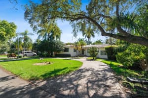 1020 Ne 98th St, Miami Shores