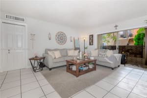 10816 N Kendall Dr r17, Miami, FL 33176, Sold 09/05/25