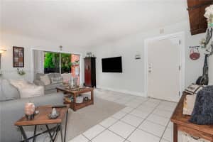 10816 N Kendall Dr r17, Miami, FL 33176, Sold 09/05/25