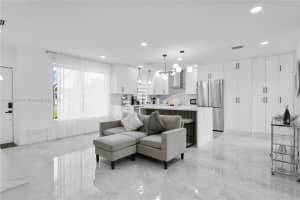 315 NW 106th St, Miami, FL 33150, - MLS#A11818994