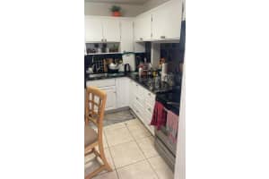 215 Se 3rd Ave 106c, Hallandale Beach