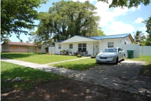 9964 SW 154th St, Miami, FL 33157, Sold 08/05/25