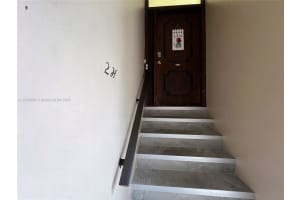 3841 NW 84th Ave APT 2H, Sunrise, FL 33351, Sold 09/09/25