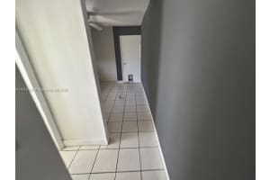515 SW 3rd St APT 12, Miami, FL 33130, Sold 08/29/25