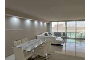 100 Bayview Dr 904, Sunny Isles Beach