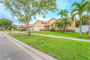 16176 NW 14th Ct, Pembroke Pines, FL 33028, Sold 07/31/25