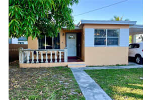 2141 Nw 57 St, Miami