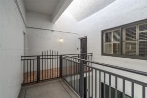 16171 Blatt Blvd, Weston, FL 33326, Sold 07/09/25