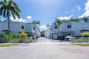 2927 Sw 18 Th Terrace, Fort Lauderdale